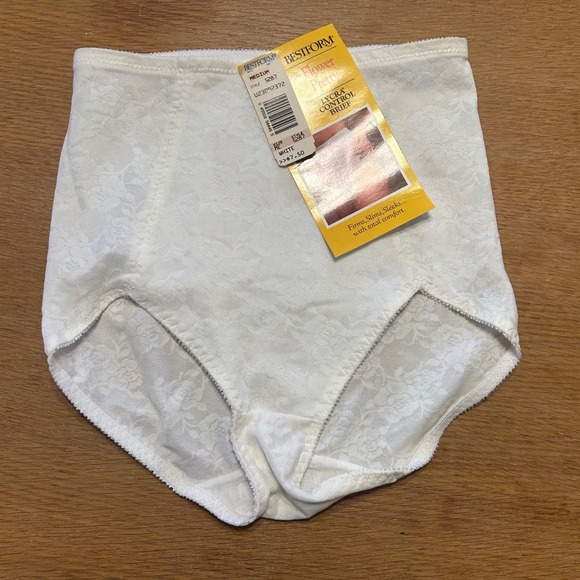 Bestform Other - Bestform Flower Pretty Lycra Control Brief White Medium Panty Shapewear
